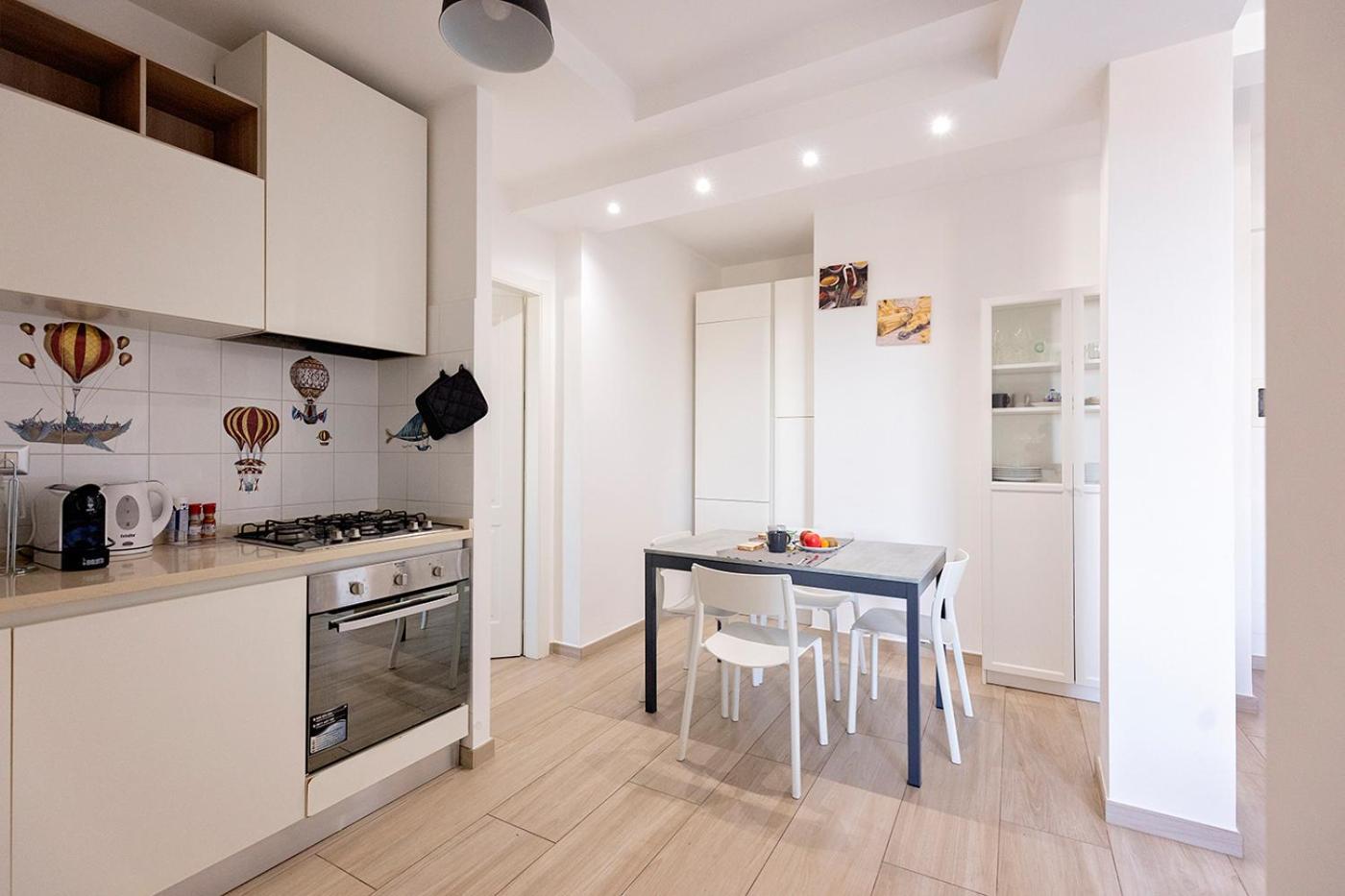 Ion Apartamento Roma