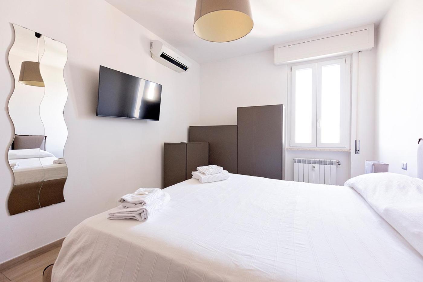 Ion Apartamento Roma